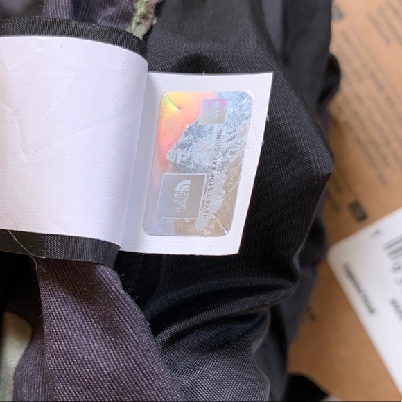 The North Face Men’s Etip Gore-Tex Gloves - Picture 5 of 7